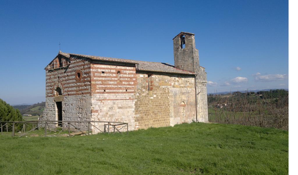 Agriturismo La Pieve 콜레 발델사 외부 사진