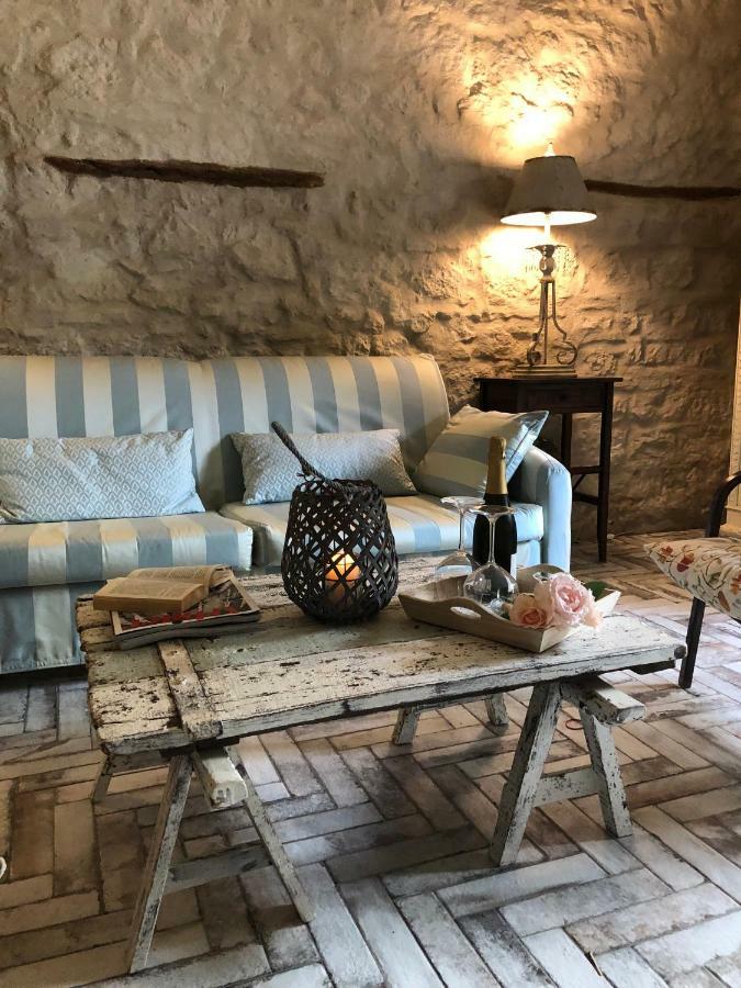 Agriturismo La Pieve 콜레 발델사 외부 사진